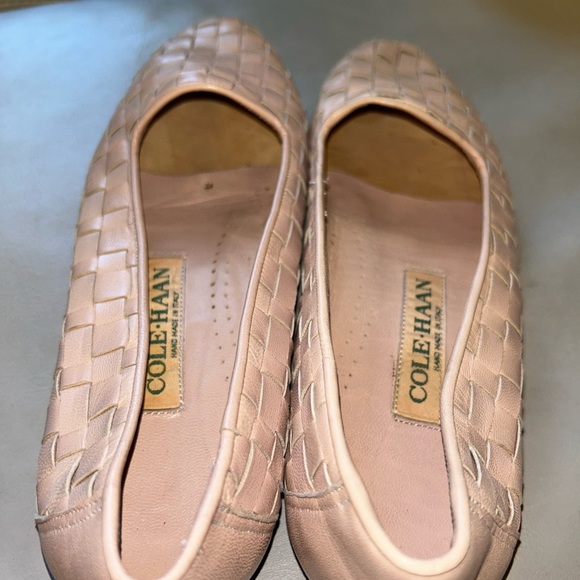 Cole Haan flat shoes size 6 - Picture 3 of 4
